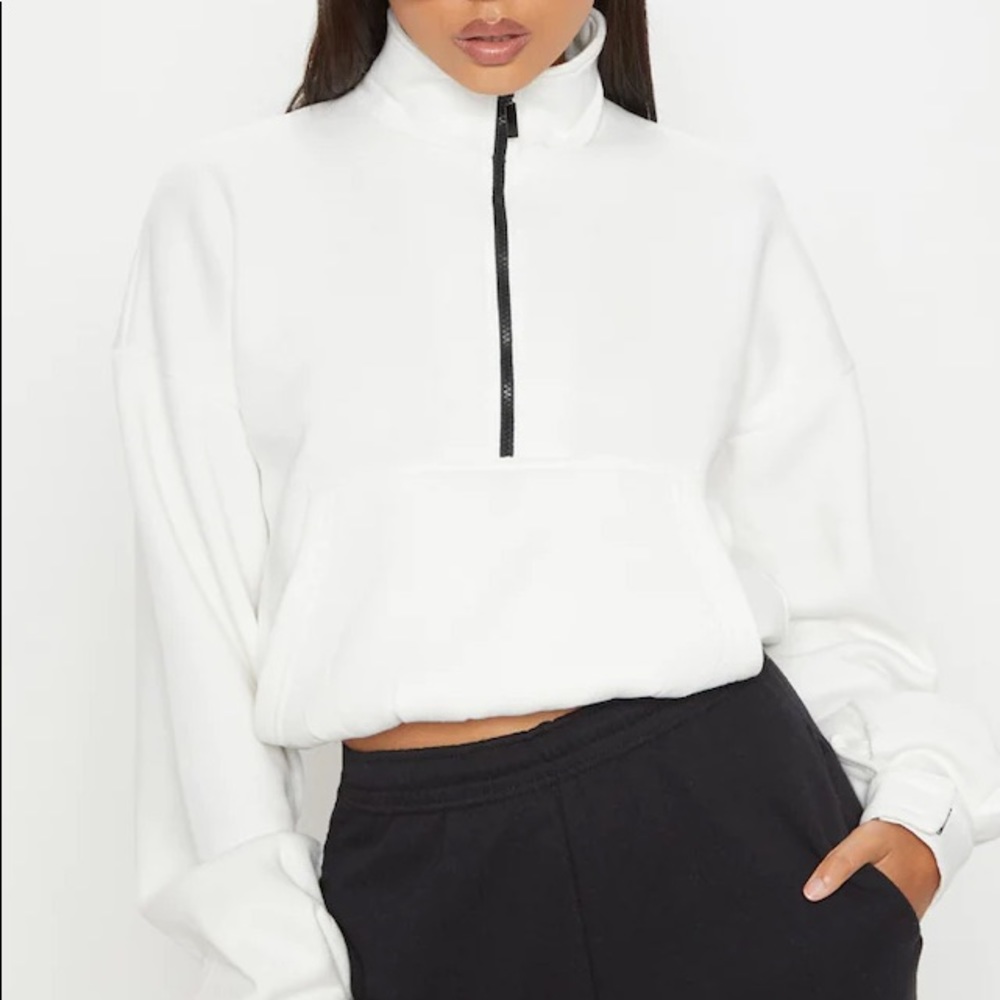 PrettyLittleThing Zip-Up Sweatshirt